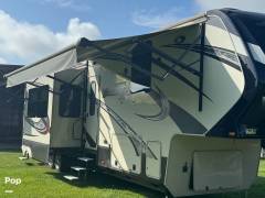2015 Grand Design Momentum 385TH, $ 38,000