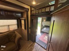 2015 Grand Design Momentum 385TH, $ 38,000