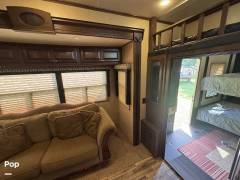2015 Grand Design Momentum 385TH, $ 38,000