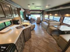 2018 Winnebago Forza 36G, $ 129,000