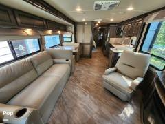 2018 Winnebago Forza 36G, $ 129,000