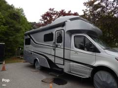 2020 Tiffin Wayfarer 24TW, $ 109,000
