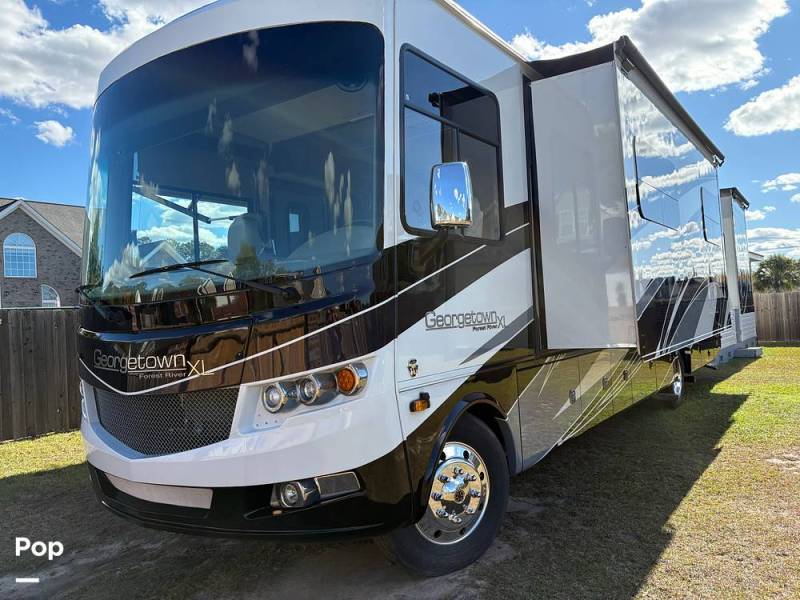 2017 Forest River Georgetown XL 377TS, $ 67,000