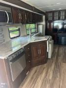2017 Forest River Georgetown XL 377TS, $ 67,000
