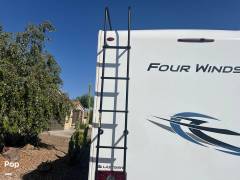 2023 Thor Motor Coach Four Winds 27R, $ 85,000