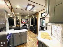 2020 Keystone Fuzion 429, $ 65,000