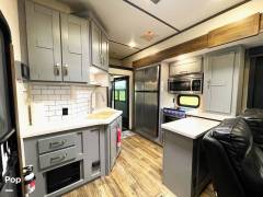 2020 Keystone Fuzion 429, $ 65,000
