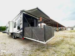 2020 Keystone Fuzion 429, $ 65,000