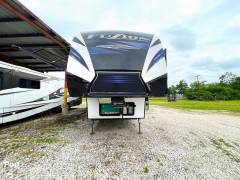 2020 Keystone Fuzion 429, $ 65,000