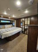 2015 Grand Design Momentum 385TH, $ 40,000