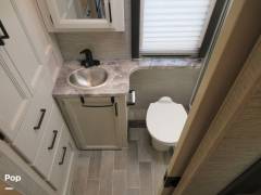 2022 Thor Motor Coach Chateau 25M, $ 74,900