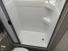 2022 Thor Motor Coach Chateau 25M, $ 74,900