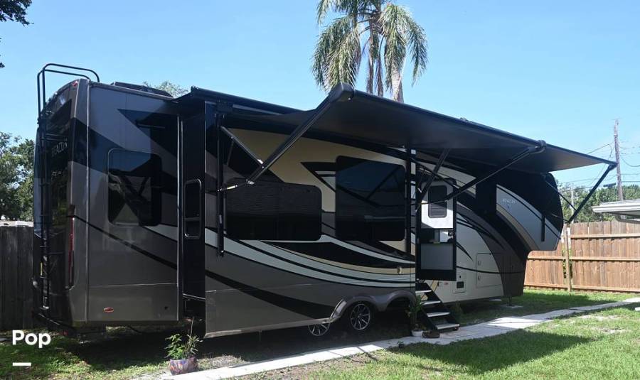 2022 Vanleigh RV Beacon 39GBB, $ 69,950
