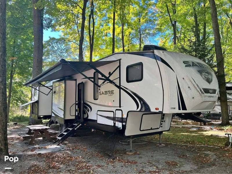 2019 Forest River Sabre 36FRP, $ 39,900