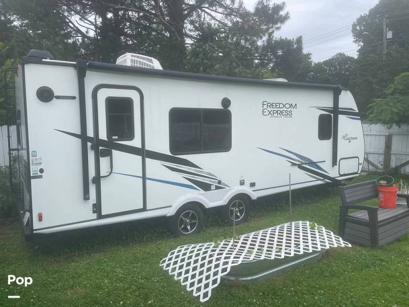 2022 Coachmen Freedom Express 246RKS, $ 28,350