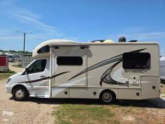 2017 Thor Motor Coach Synergy TT24, $ 67,900