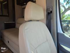 2017 Thor Motor Coach Synergy TT24, $ 67,900