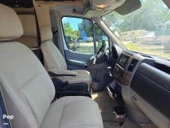2017 Thor Motor Coach Synergy TT24, $ 67,900