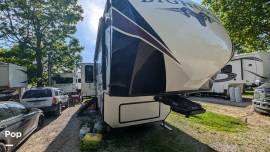 2018 Heartland Bighorn 3970RD, $ 42,000