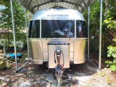 2020 Airstream Globetrotter 23FB TWIN, $ 69,500