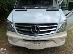 2019 Thor Motor Coach Quantum KM24, $ 79,000