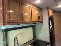 2019 Thor Motor Coach Quantum KM24, $ 79,000