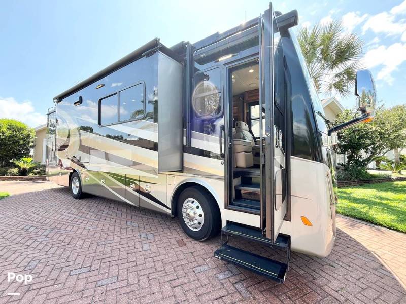 2017 Tiffin Allegro Breeze 31BR, $ 135,000