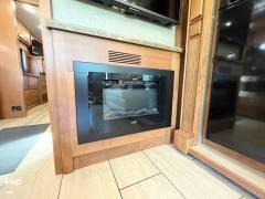 2017 Tiffin Allegro Breeze 31BR, $ 135,000