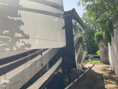 2017 CrossRoads Redwood 3901WB, $ 56,000