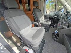 2016 Roadtrek Zion SRT, $ 57,000