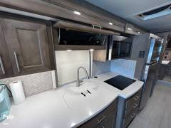2021 Thor Motor Coach Palazzo 37.4, $ 150,000
