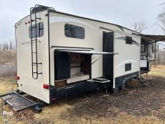 2017 Keystone Montana High Country 340BH, $ 39,900