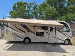 2017 Thor Motor Coach Axis 25.4, $ 54,200