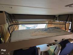 2017 Thor Motor Coach Axis 25.4, $ 54,200