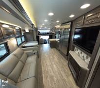 2022 Jayco Seneca 37K, $ 250,000