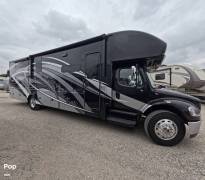 2022 Jayco Seneca 37K, $ 250,000