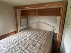2018 Winnebago Vista LX 30T, $ 69,000