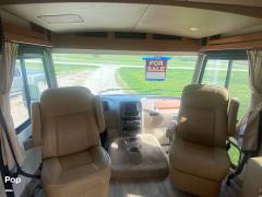 2018 Winnebago Vista LX 30T, $ 69,000