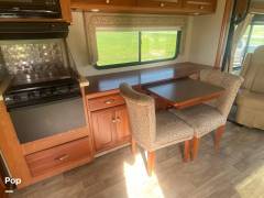 2018 Winnebago Vista LX 30T, $ 69,000