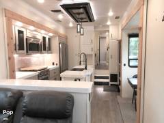 2021 CrossRoads Redwood 4150RD, $ 82,000