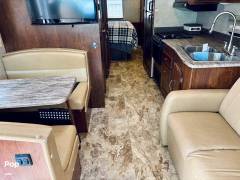 2017 Coachmen Pursuit 30FW, $ 57,000