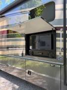2017 Fleetwood Bounder 36H, $ 78,325