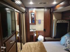 2017 Fleetwood Bounder 36H, $ 78,325