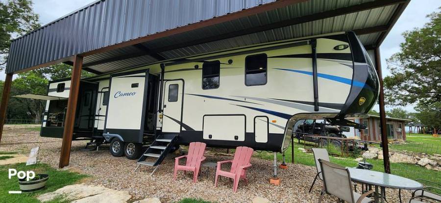 2018 CrossRoads Cameo 3851BH, $ 44,900