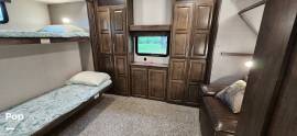 2018 CrossRoads Cameo 3851BH, $ 44,900