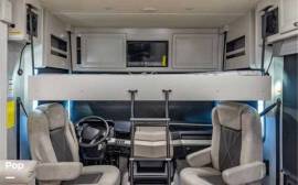 2021 Fleetwood Bounder 35P, $ 99,950