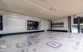 2021 Fleetwood Bounder 35P, $ 99,950