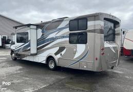 2016 Winnebago Aspect 27D, $ 56,900