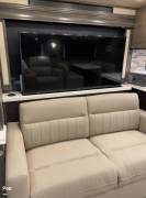 2022 Tiffin Phaeton 37BH, $ 315,000