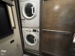 2022 Tiffin Phaeton 37BH, $ 315,000